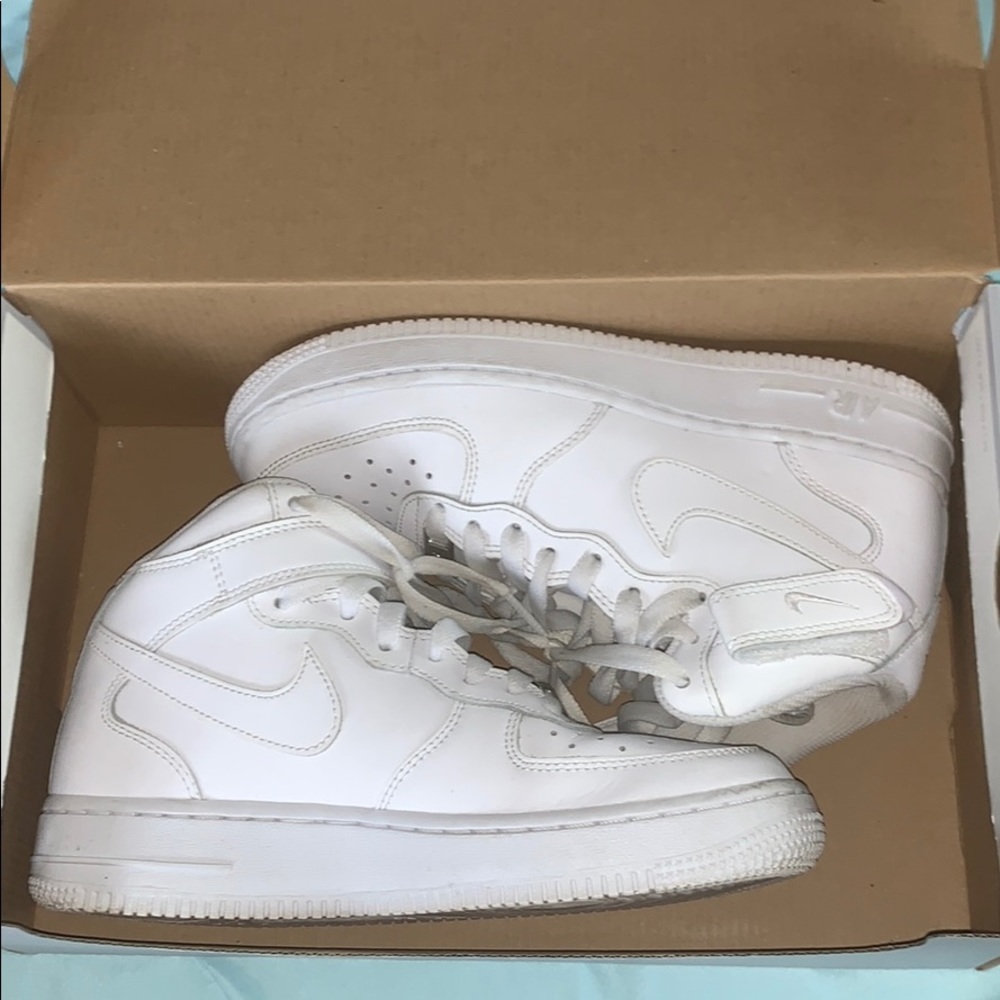 Nike Air Force 1 Mid